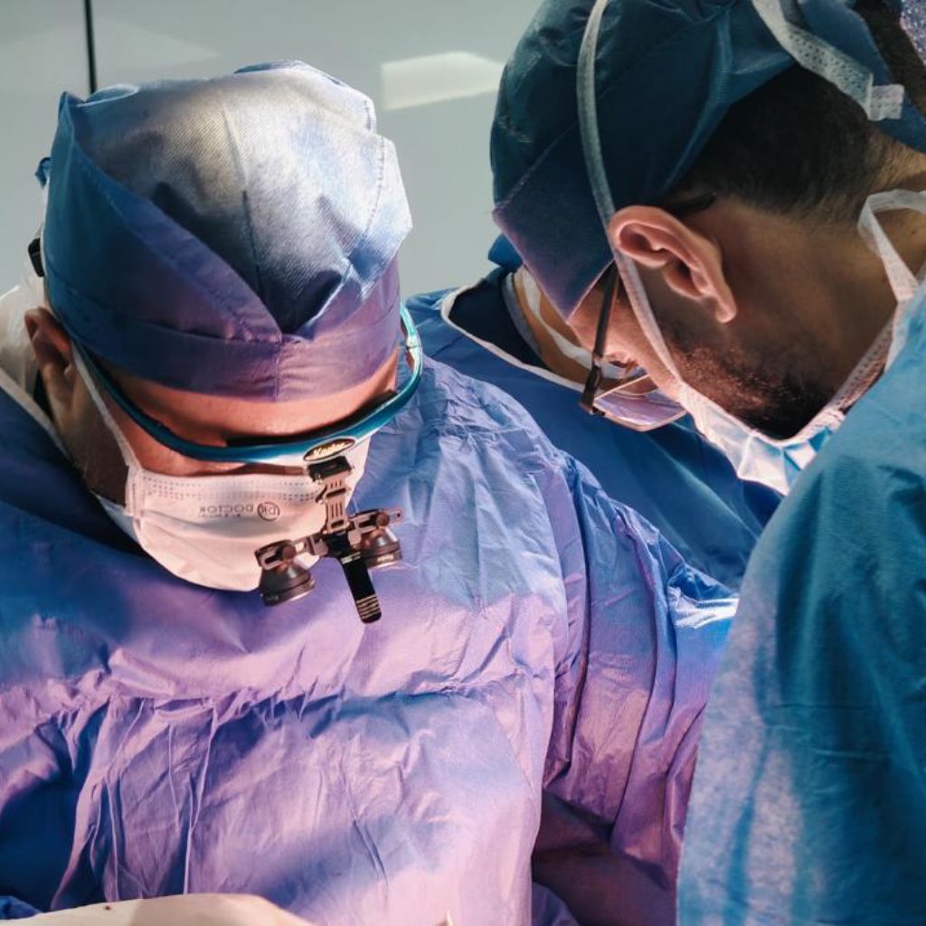 الجراح رقم ١ في مصر